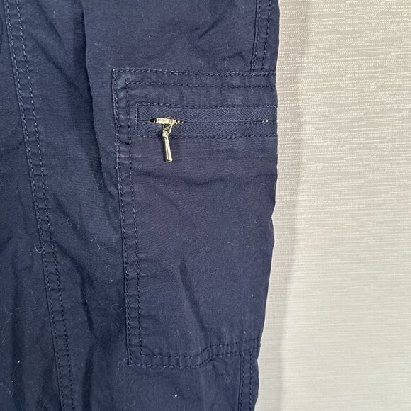 Chicos Pants Womens 10 Blue Cotton Stretch Crop Convertible Cargo Roll Cuff Pock - Picture 4 of 10